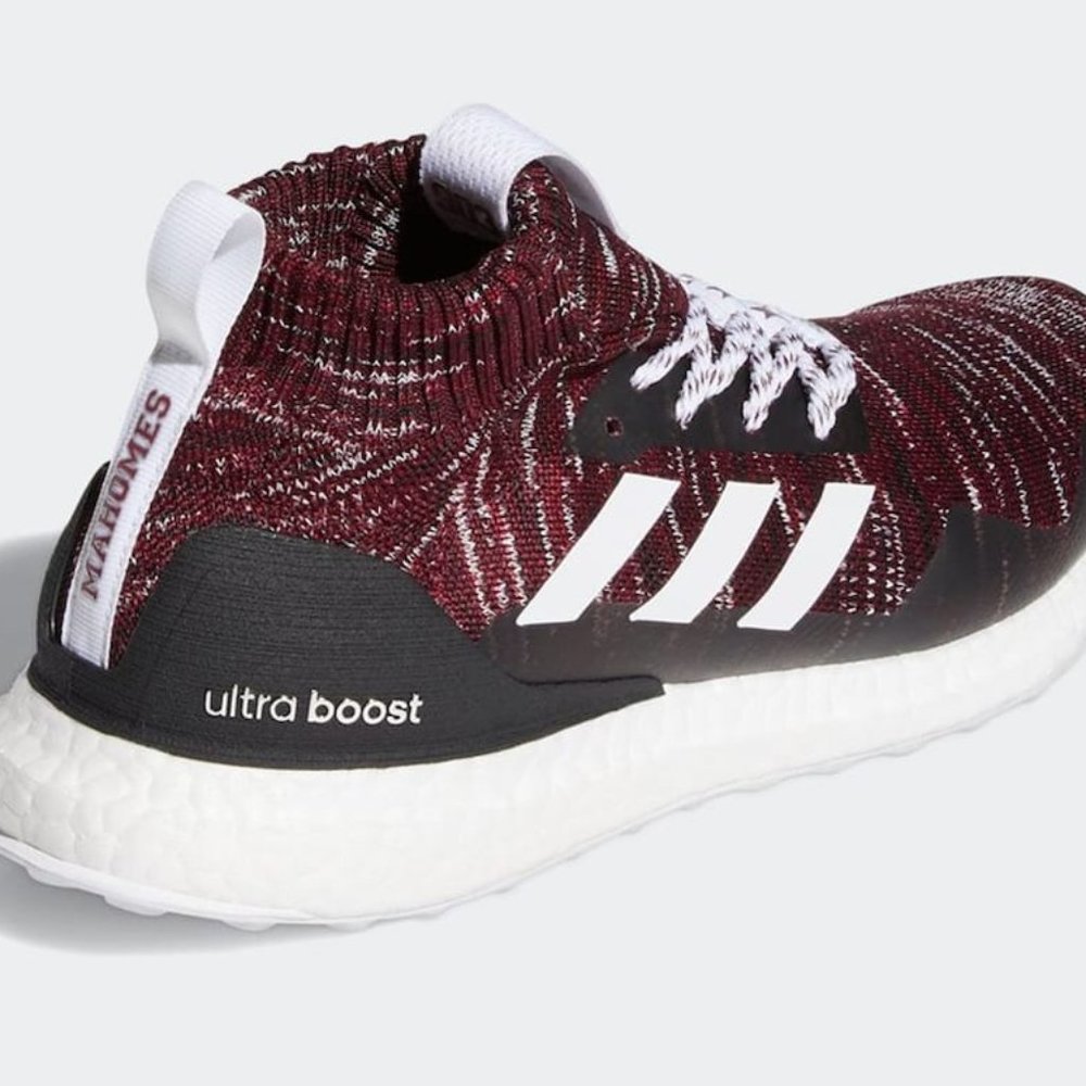 Adidas x Patrick Mahomes Ultra Boost Mid DNA PE Texas Tech  Maroon FZ5491